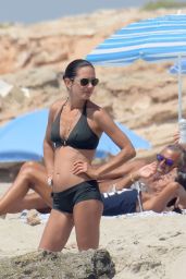 Jennifer Connelly Bikini Candids - Formentera 08/18/2016 