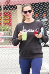 Jennifer Garner in Spandex - Leaving the Gym in LA 8/9/2016 