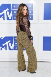 Joanna Jojo Levesque – MTV Video Music Awards 2016 in New York City 8/28/2016