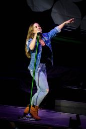Joanna Jojo Levesque Performing in Toronto 8/11/2016 