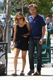 Kaley Cuoco - out for Lunch in Los Angeles 8/15/2016