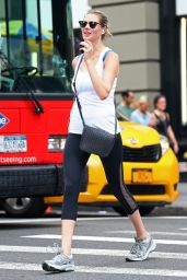Kate Upton in Leggings - NYC 8/1/2016 