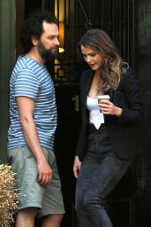 Keri Russell Casual Chic Outfit - Leaves Her Home in NY, August 2016