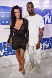 Kim Kardashian – MTV Video Music Awards 2016 in New York City 8/28/2016