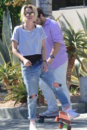 Kristen Stewart in Ripped Jeans - West Hollywood 8/18/2016 