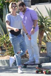 Kristen Stewart in Ripped Jeans - West Hollywood 8/18/2016 
