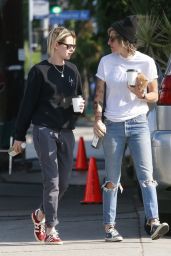 Kristen Stewart With Her Girlfriend in Los Feliz 8/20/2016 
