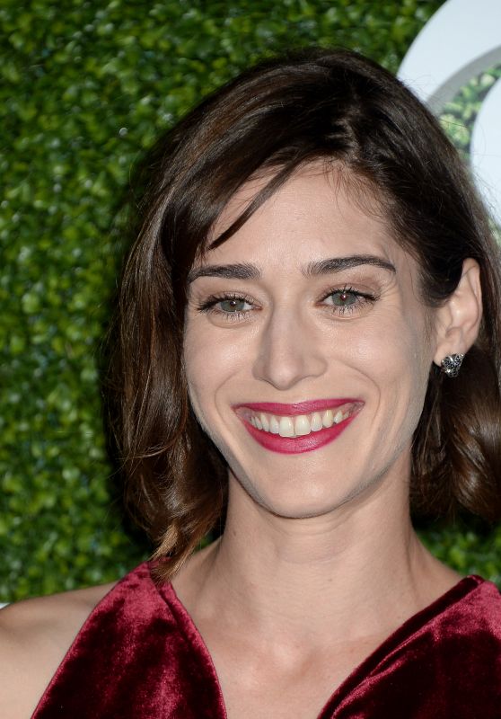 Lizzy Caplan – CBS, CW and Showtime Summer TCA Press Tour in West Hollywood 8/10/2016