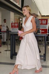 Margot Robbie - Arriving in Japan 8/24/2016 