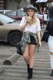 Natalie Alyn Lind Summer Street Style - Shopping in Vancouver 8/7/2016 