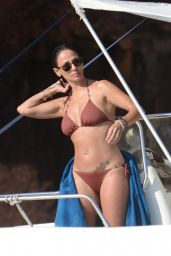 Natalie Imbruglia in Bikini on a Boat in Sicily, August 2016