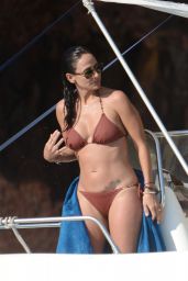 Natalie Imbruglia in Bikini on a Boat in Sicily, August 2016