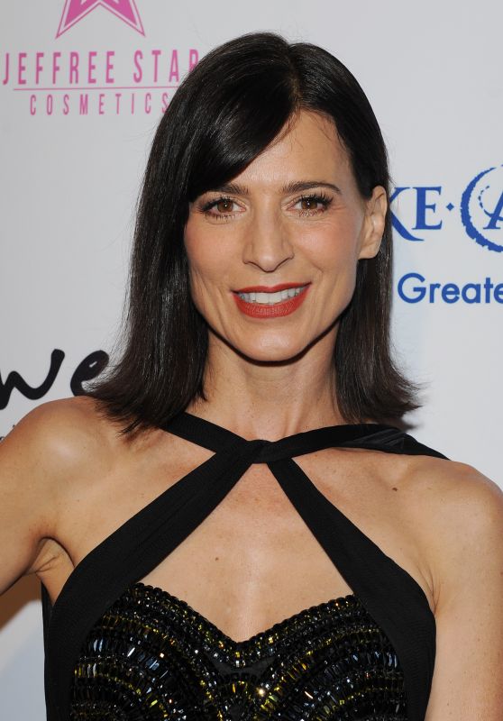 Perrey Reeves – BCBG Make-A-Wish Fashion Show in Los Angeles 8/24/2016