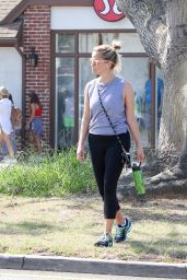 Reese Witherspoon at a Yoga Class in Brentwood 8/1/2016 