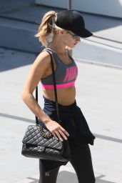 Rosie Huntington Whiteley - Leaving a Gym Los Angeles 8/29/2016