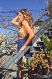 Ryan Newman - BTS Candids From a Photoshoot, August 2016