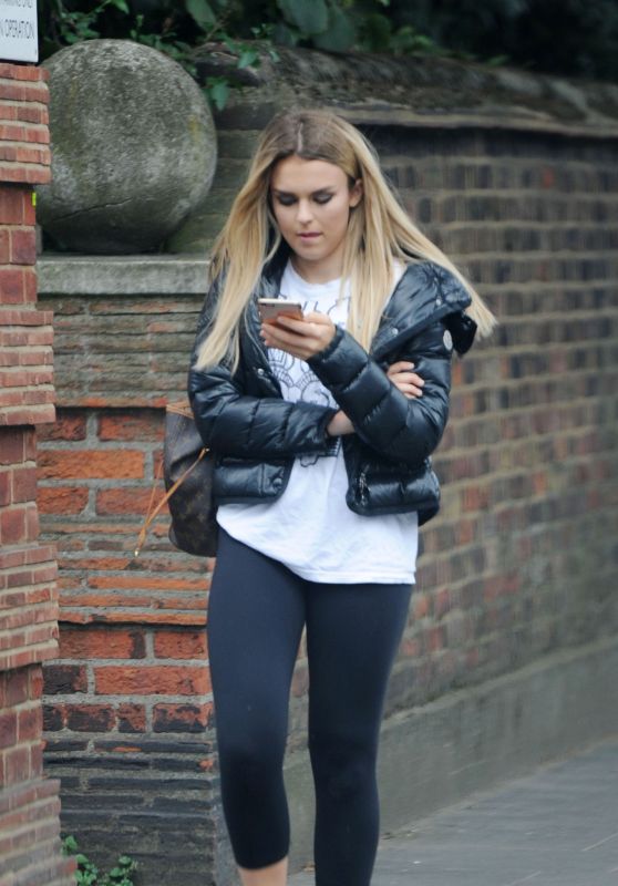 Tallia Storm in Leggings - Out in London 8/9/2016 