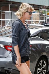 Taylor Swift Shows Off Her Legs - Morning Visit to Gym in NYC - 08/10/2016