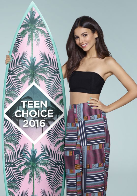 Victoria Justice - 2016 Teen Choice Awards Portriats