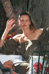 Alessandra Ambrosio - Lunches in West Hollywood 9/1/2016