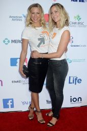 Brittany and Cynthia Daniel – Stand Up To Cancer at Walt Disney Concert Hall in Los Angeles, CA 9/9/2016