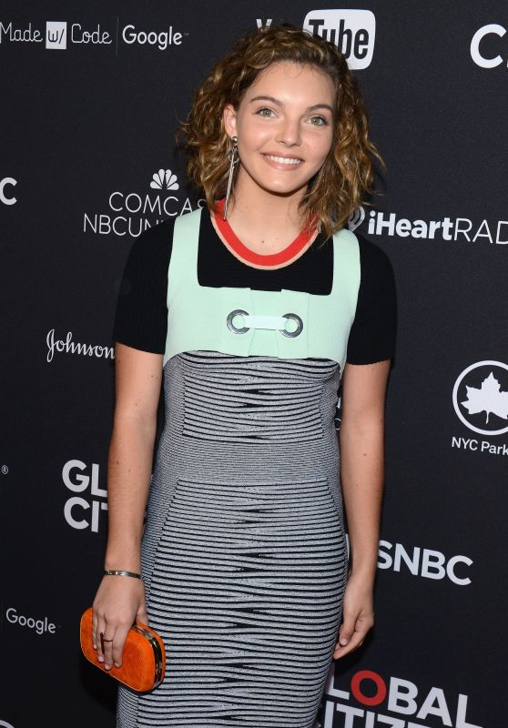 Camren Bicondova - 2016 Global Citizen Festival To End Extreme Poverty By 2030 9/24/2016