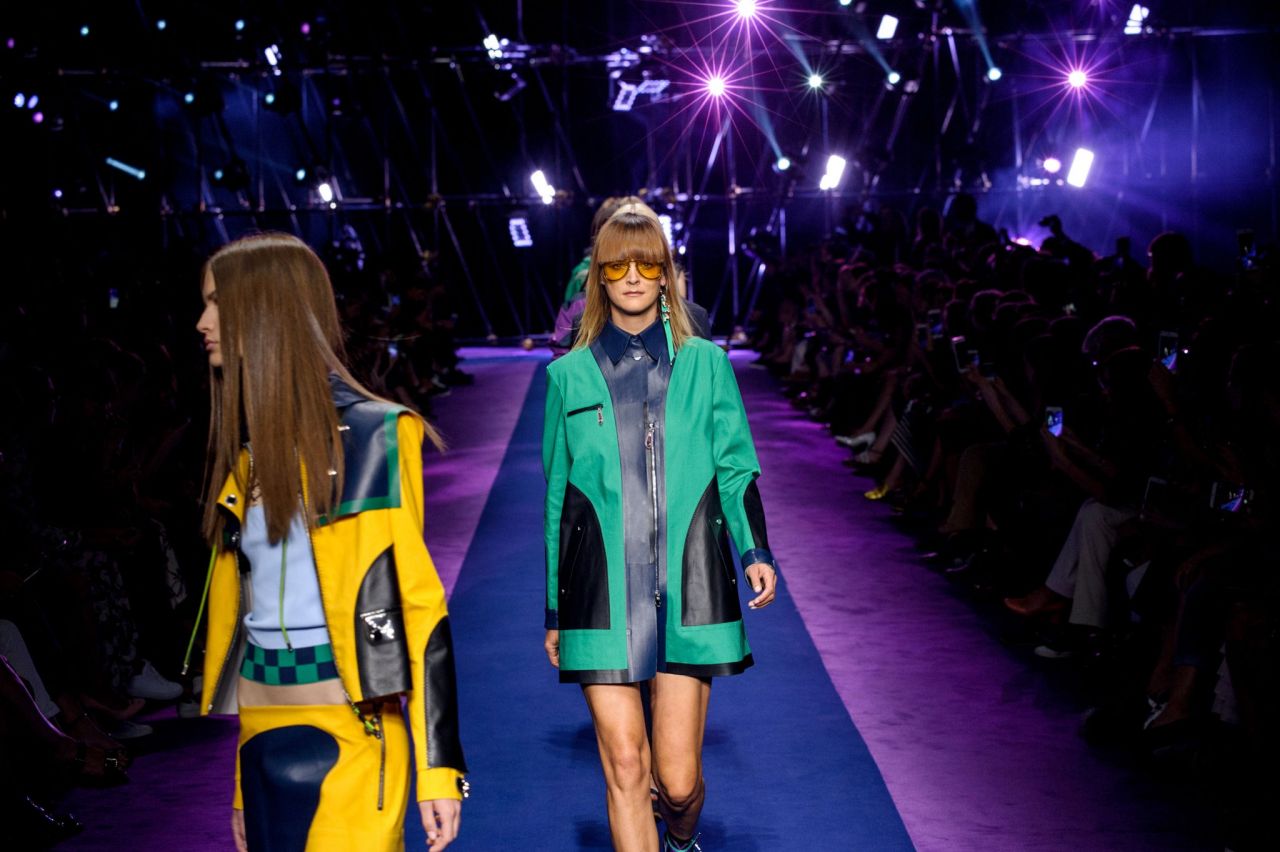 Just a Fashion Blog — a-state-of-bliss: Carmen Kass @ Versace Spr/Sum