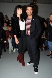 Daisy Lowe Gets Some Front Row Action at the Oliver Spencer Spring/Summer 2017 Show in London 9/20/2016
