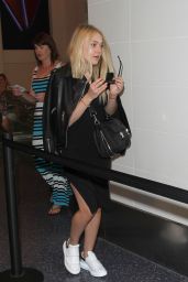 Dakota Fanning at LAX Airport in LA 8/31/2016 