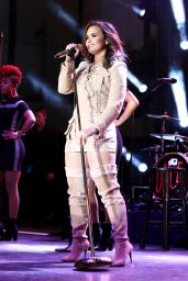 Demi Lovato - Concert for Marriott Rewards Members in Los Angeles 9/22/ 2016