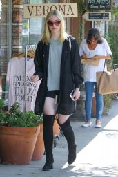 Elle Fanning Urban Outfit - Los Angeles 9/8/2016