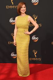 Ellie Kemper – 68th Annual Emmy Awards in Los Angeles 09/18/2016