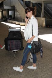 Felicity Jones Travel Outfit - Arrives at LAX in Los Angeles 8/31/2016