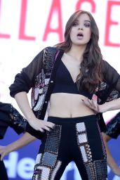 Hailee Steinfeld Performing at iHeartRadio Music Festival Daytime Village at The Lot in Las Vegas 09/24/ 2016