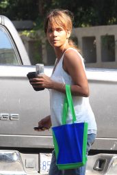 Halle Berry Street Style - Beverly Hills 9/21/2016