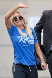 Kaley Cuoco - Jimmy Kimmel Live in Hollywood 09/12/2016