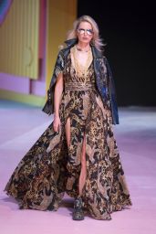 Karolina Kurkova - Philipp Plein Show at Milan Fashion Week, September 2016