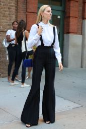 Karolina Kurkova Style Inspiration - New York City 09/12/2016