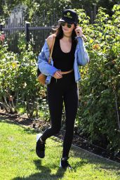 Kendall Jenner Street Style - Out in LA 9/5/2016