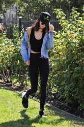 Kendall Jenner Street Style - Out in LA 9/5/2016