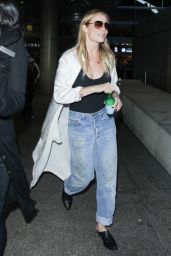 LeAnn Rimes - Departing from LAX Airport, Los Angeles 9/16/2016