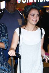 Maisie Williams - Arrives at LAX Airport in Los Angeles 9/17/2016