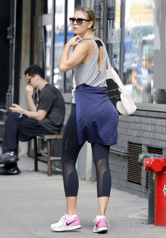 Maria Sharapova in Spandex - Out in New York City 9/11/2016