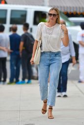 Maria Sharapova Street Style - Manhattan 9/9/2016
