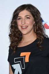Mayim Bialik - 5th Biennial Stand Up To Cancer at Walt Disney Concert Hall in Los Angeles 9/9/2016