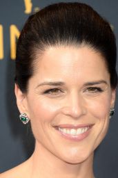 Neve Campbell - Emmy Awards in Los Angeles 09/18/2016
