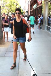 Nicole Murphy - Walking Her Dog in Santa Monica 9/5/2016