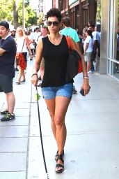 Nicole Murphy - Walking Her Dog in Santa Monica 9/5/2016