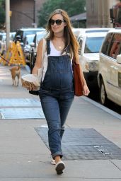 Olivia Wilde - Out in New York City - September 23, 2016 