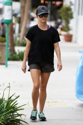 Reese Witherspoon in Shorts - Brentwood 9/4/2016 